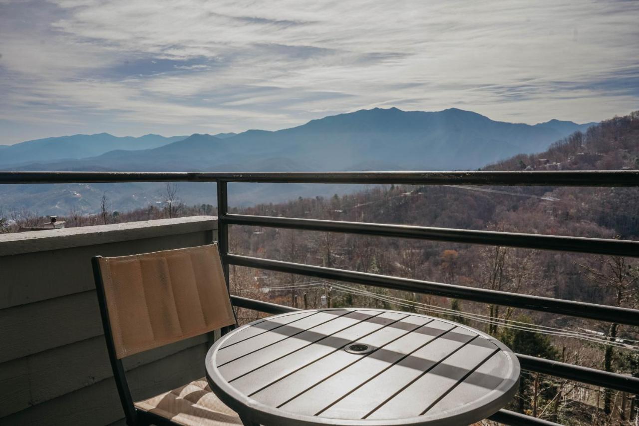 Smoky Mountains Studio With Balcony Gatlinburg Ngoại thất bức ảnh